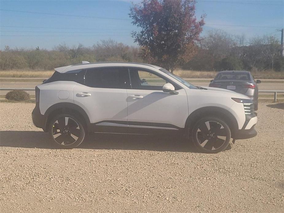 new 2025 Nissan Kicks car, priced at $27,418