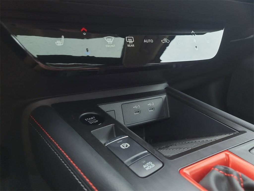 new 2025 Nissan Kicks car, priced at $29,099