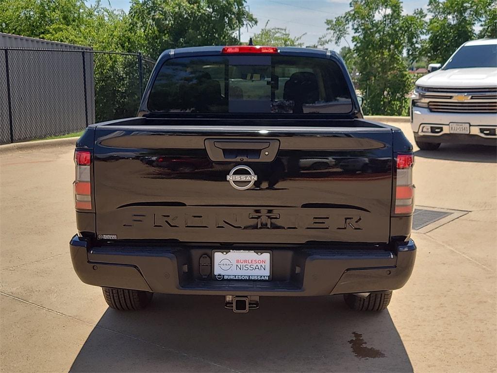 new 2025 Nissan Frontier car, priced at $35,932