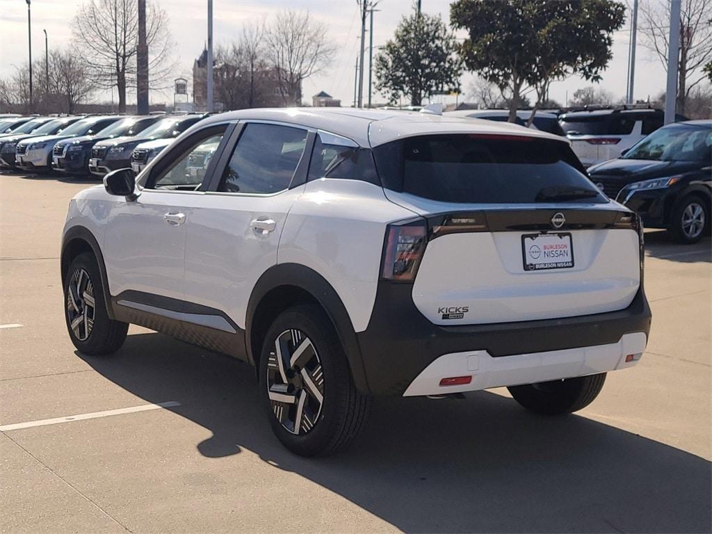 new 2025 Nissan Kicks car, priced at $24,207