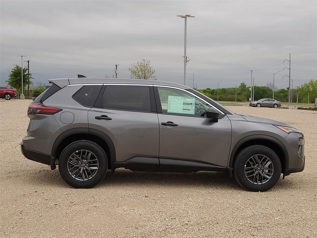 new 2025 Nissan Rogue car, priced at $29,677