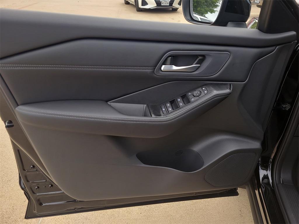 new 2025 Nissan Rogue car, priced at $32,023