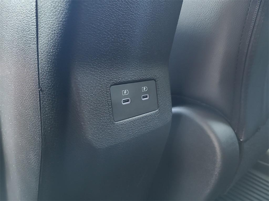 new 2025 Nissan Kicks car, priced at $27,677