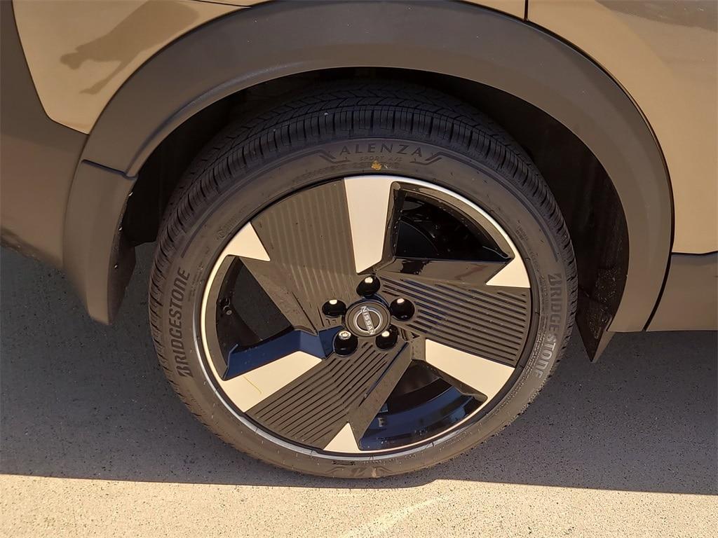 new 2025 Nissan Kicks car, priced at $25,548