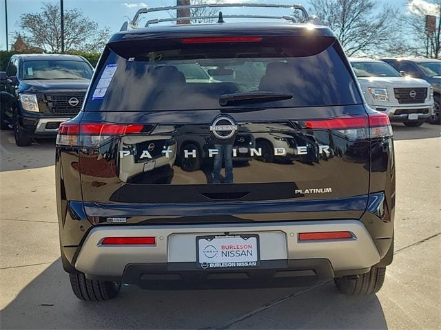 new 2024 Nissan Pathfinder car, priced at $44,270