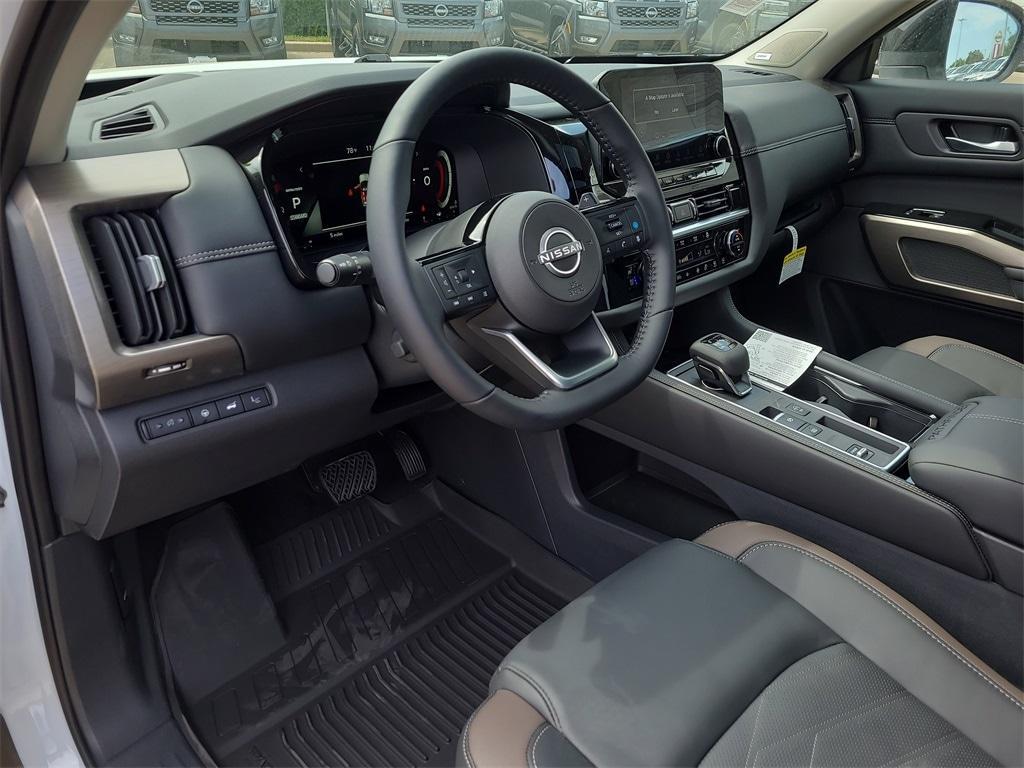 new 2025 Nissan Pathfinder car, priced at $49,132