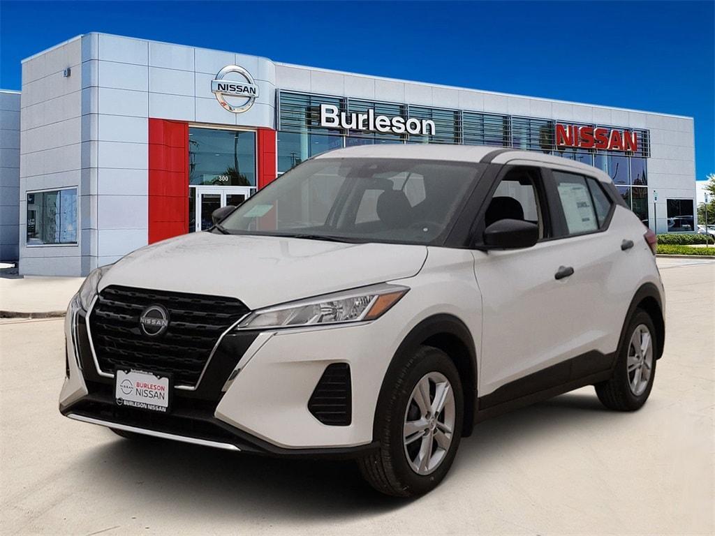 new 2025 Nissan Kicks car, priced at $22,857