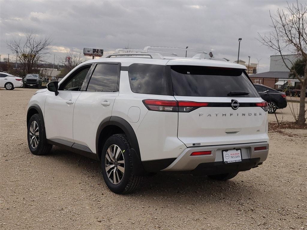 new 2025 Nissan Pathfinder car, priced at $41,282