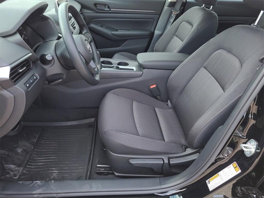 new 2025 Nissan Altima car, priced at $26,323
