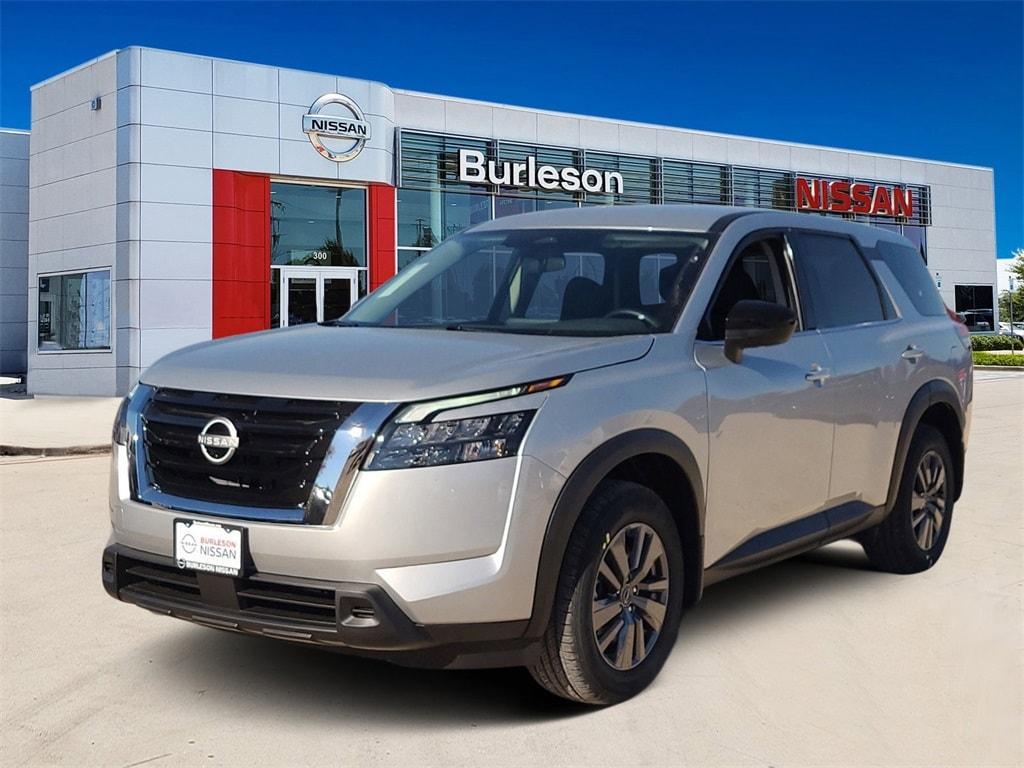 new 2025 Nissan Pathfinder car, priced at $36,312