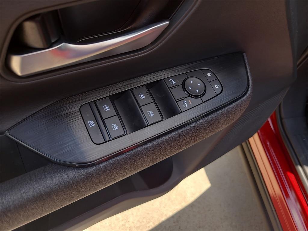 new 2025 Nissan Kicks car, priced at $23,741