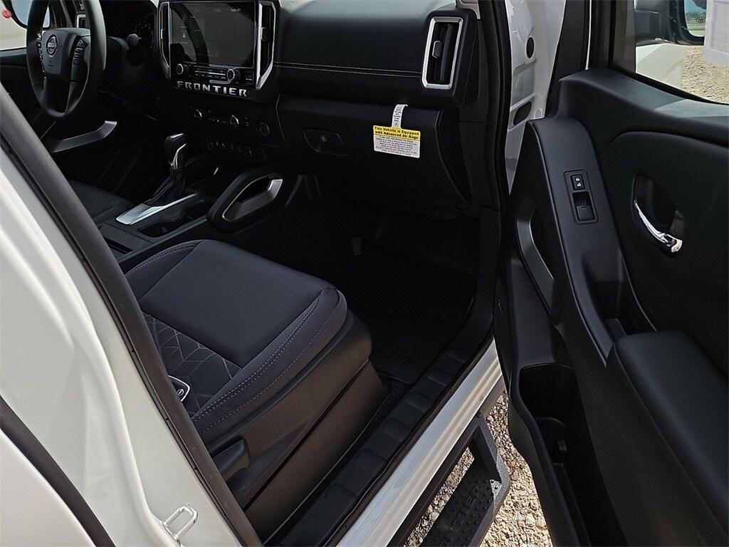 new 2025 Nissan Frontier car, priced at $35,252