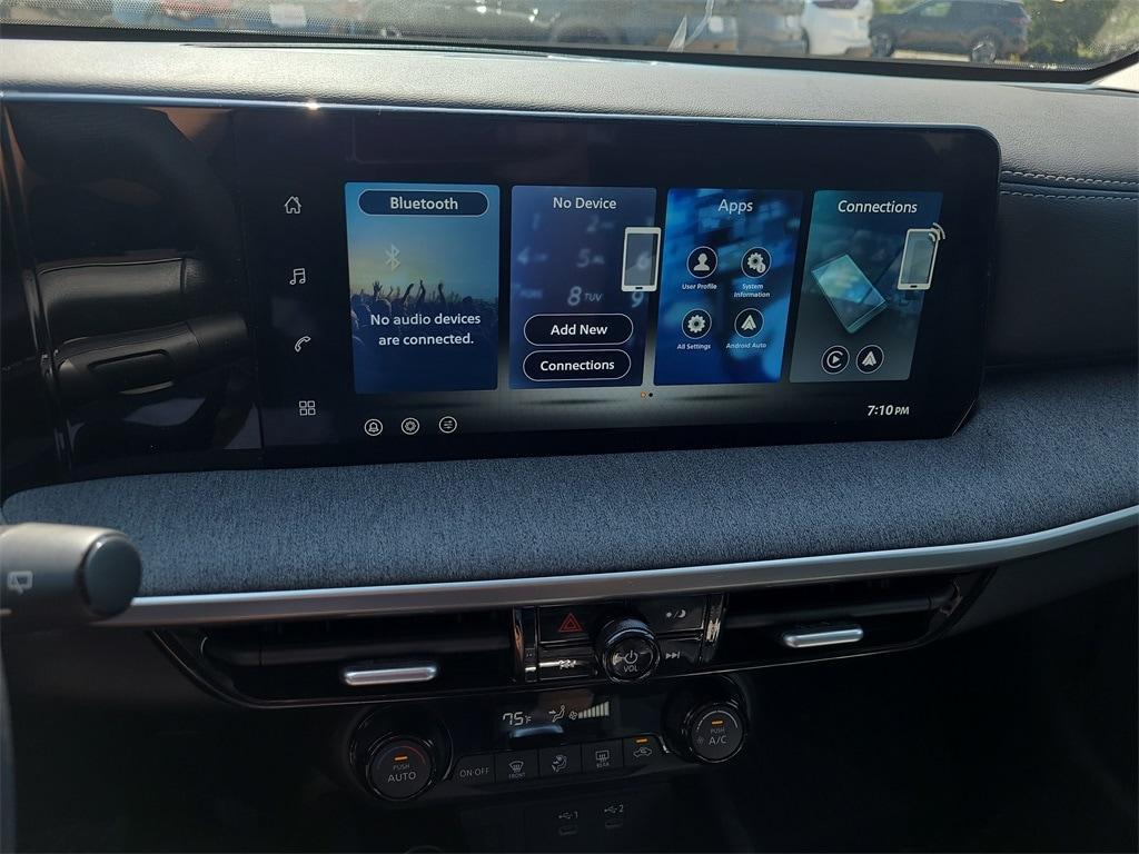 new 2026 Nissan Kicks car, priced at $25,312