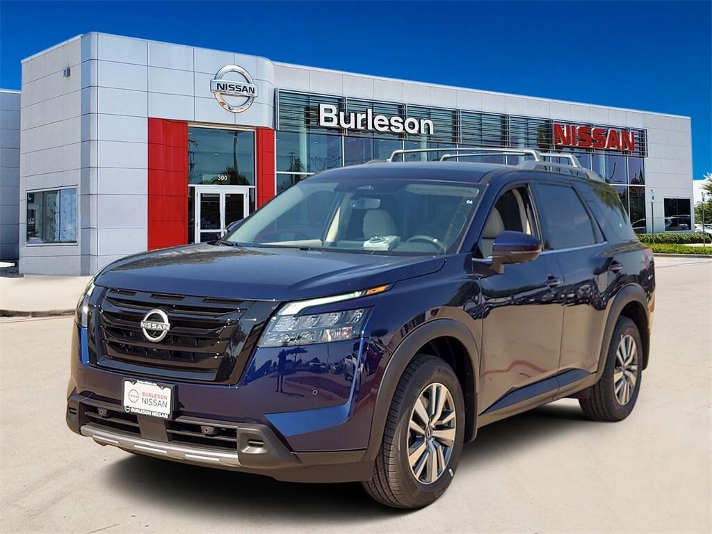 new 2025 Nissan Pathfinder car, priced at $41,947