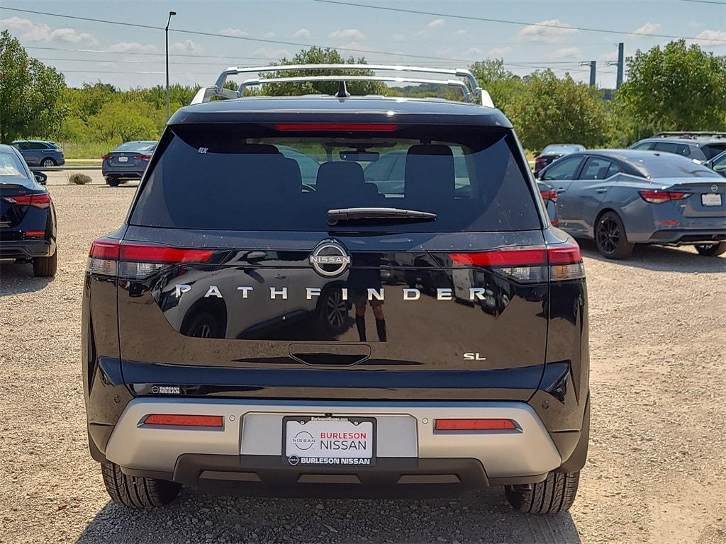 new 2025 Nissan Pathfinder car, priced at $35,425