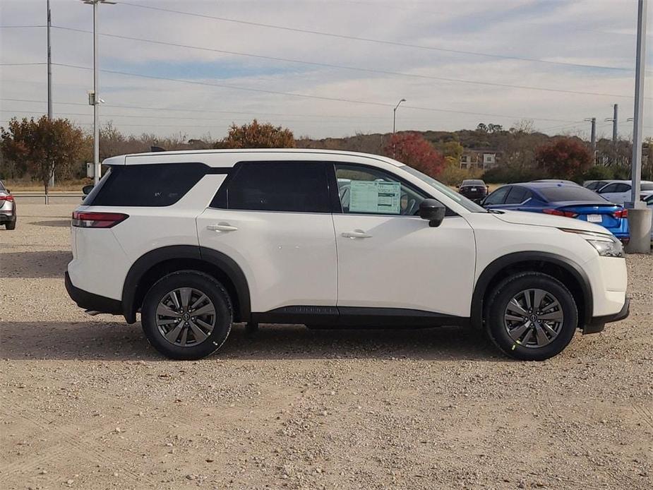 new 2025 Nissan Pathfinder car, priced at $36,312