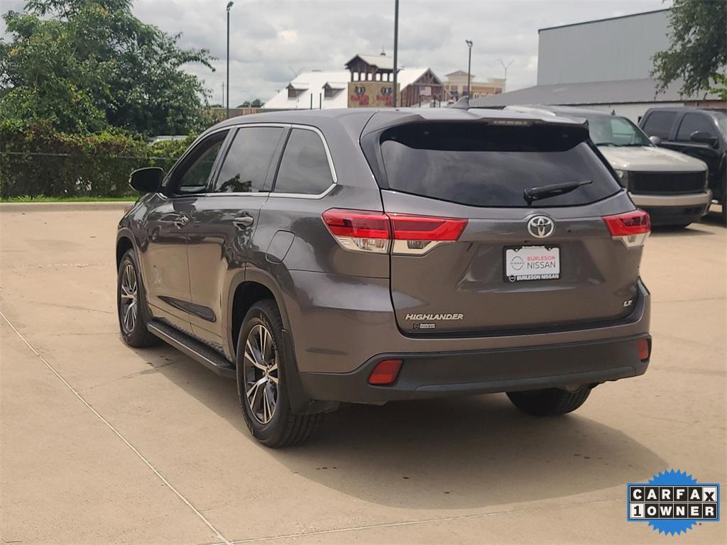 used 2018 Toyota Highlander car, priced at $25,933