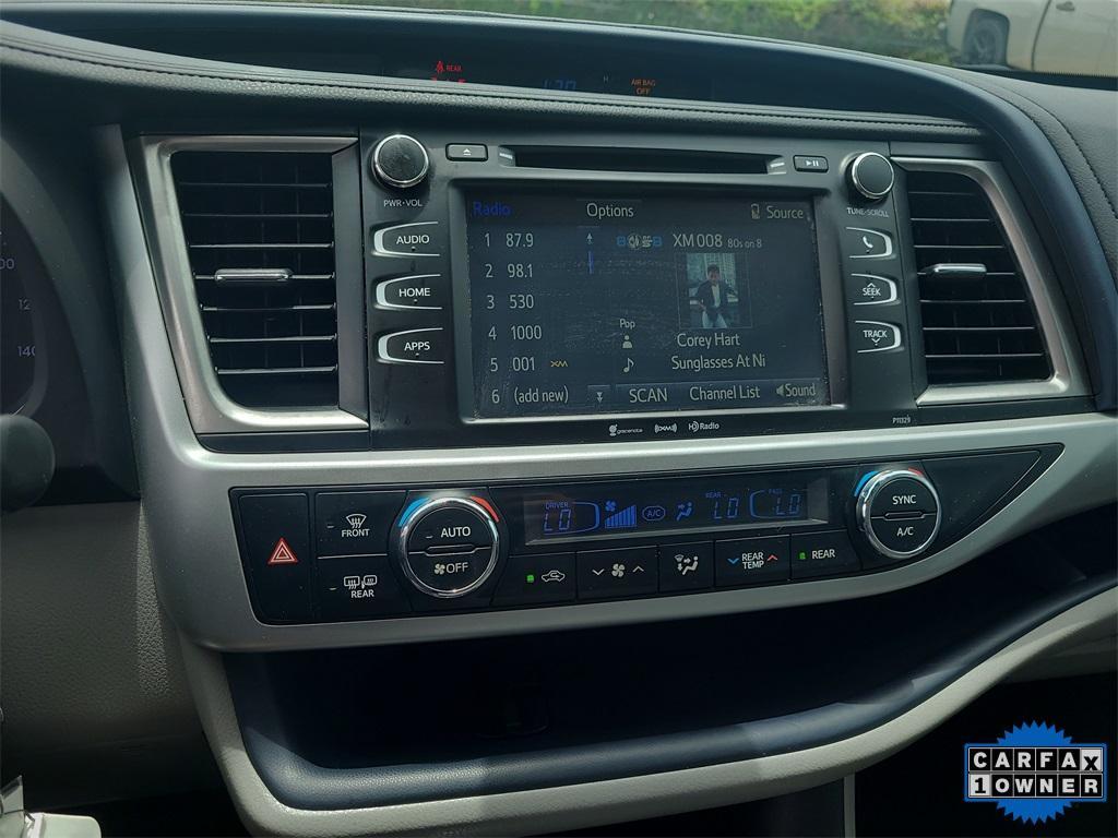 used 2018 Toyota Highlander car, priced at $25,933