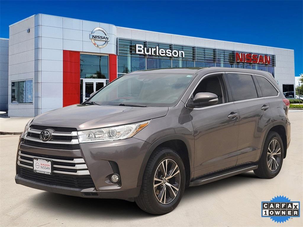 used 2018 Toyota Highlander car, priced at $25,933