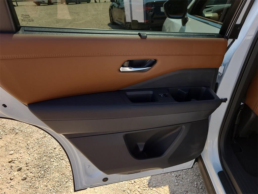 new 2025 Nissan Pathfinder car, priced at $48,456