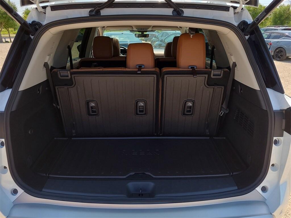new 2025 Nissan Pathfinder car, priced at $48,456