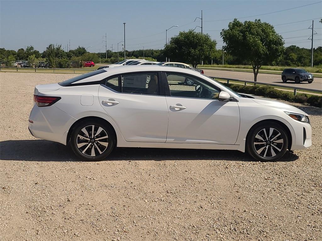 new 2025 Nissan Sentra car, priced at $25,986