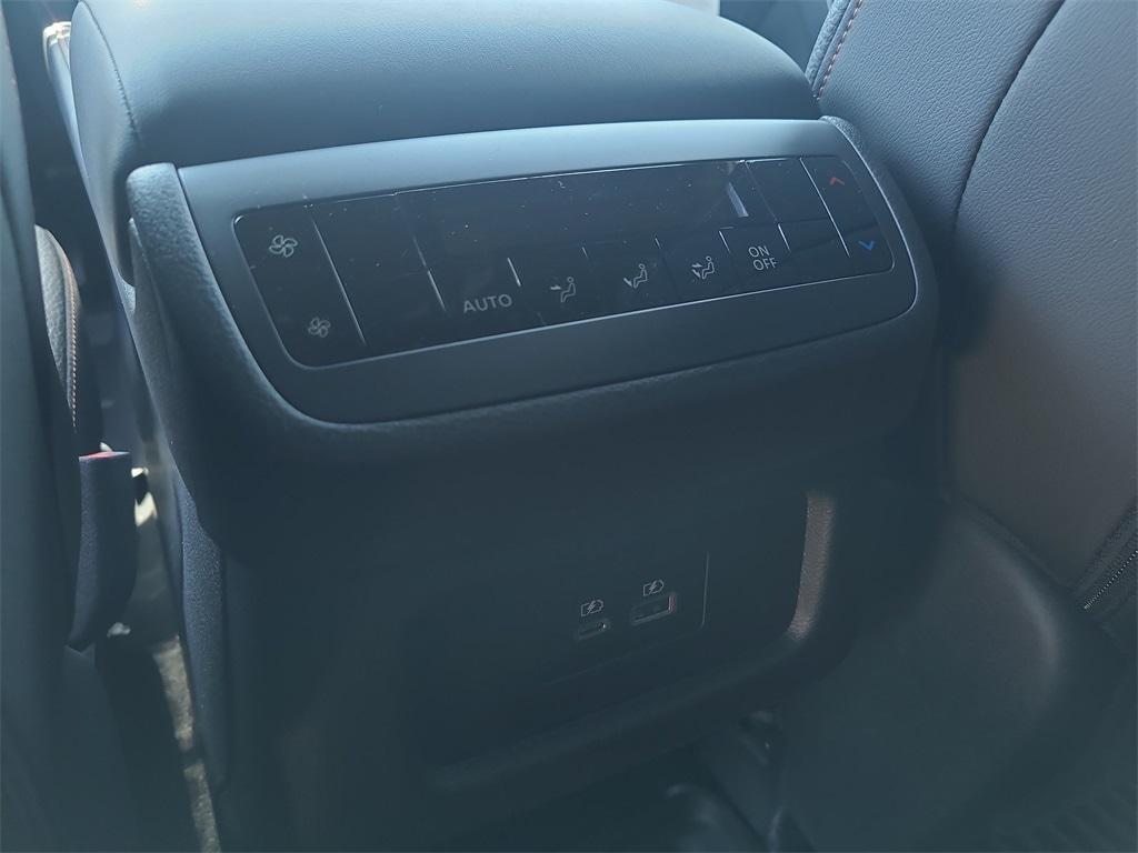new 2025 Nissan Pathfinder car, priced at $42,338