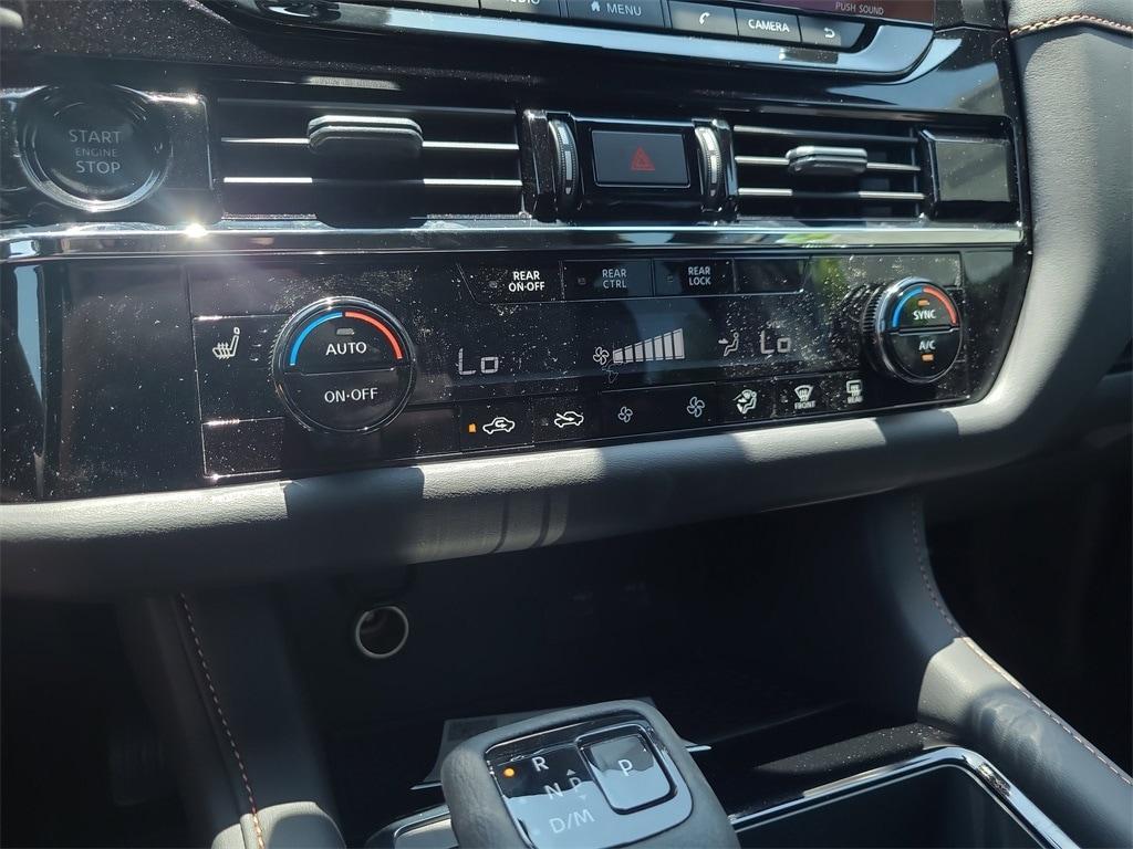 new 2025 Nissan Pathfinder car, priced at $42,338
