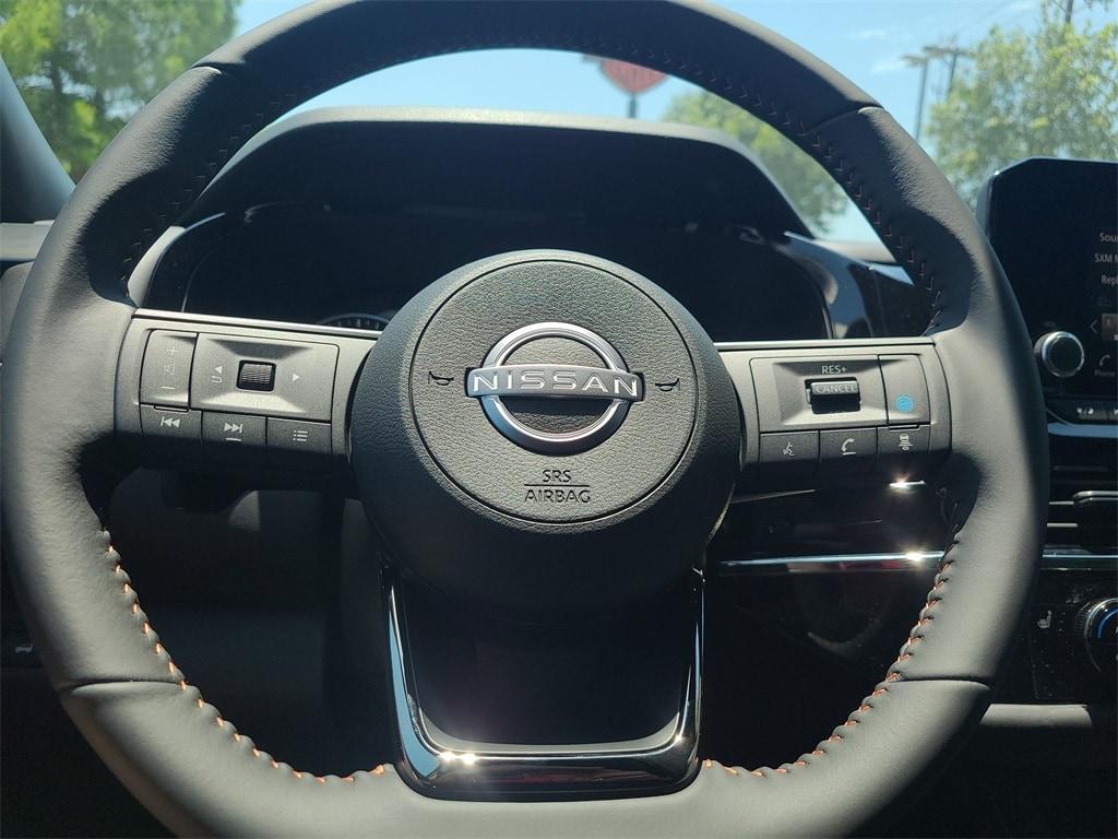 new 2025 Nissan Pathfinder car, priced at $42,338