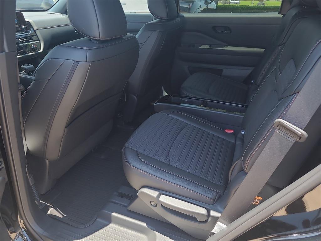 new 2025 Nissan Pathfinder car, priced at $42,338