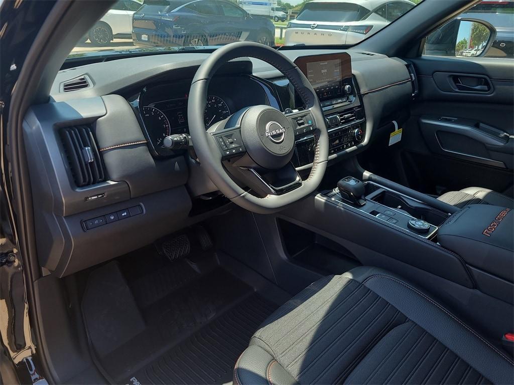 new 2025 Nissan Pathfinder car, priced at $42,338