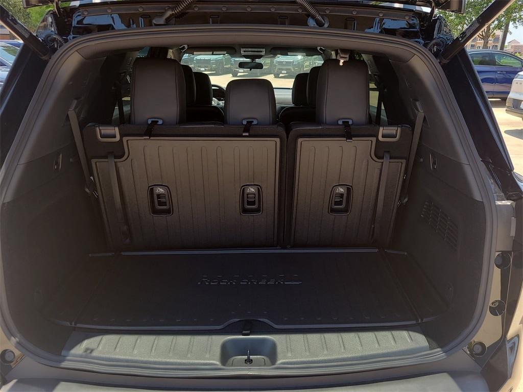 new 2025 Nissan Pathfinder car, priced at $42,338