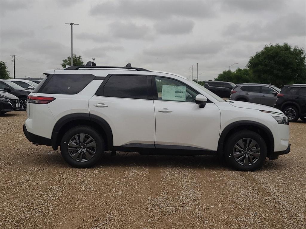 new 2025 Nissan Pathfinder car, priced at $38,320