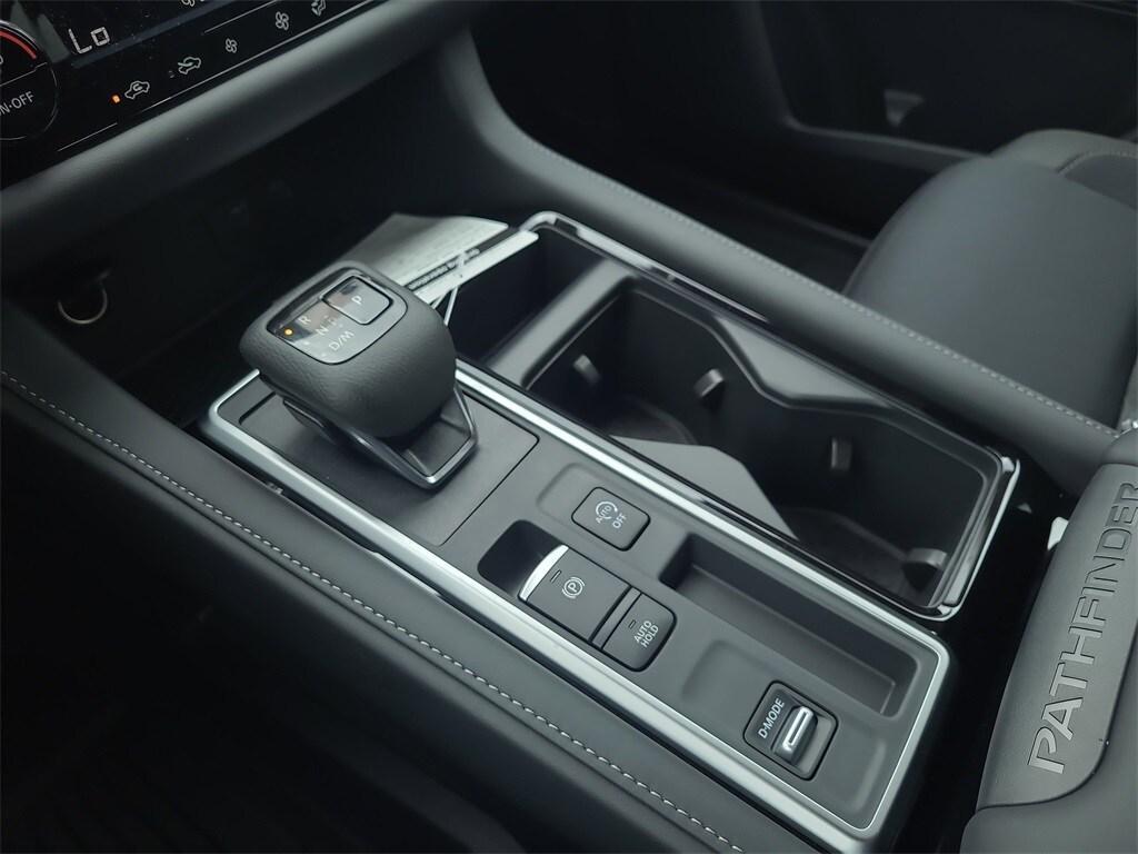 new 2025 Nissan Pathfinder car, priced at $38,320
