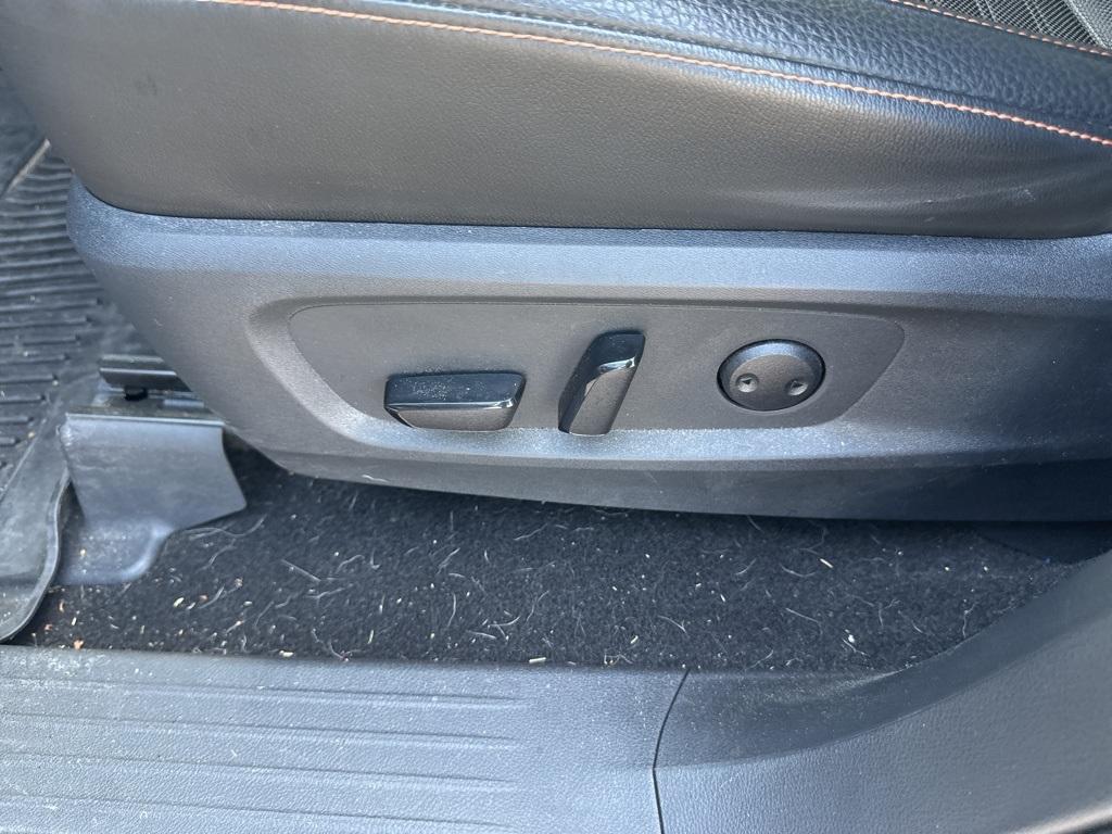 used 2024 Nissan Pathfinder car, priced at $35,000