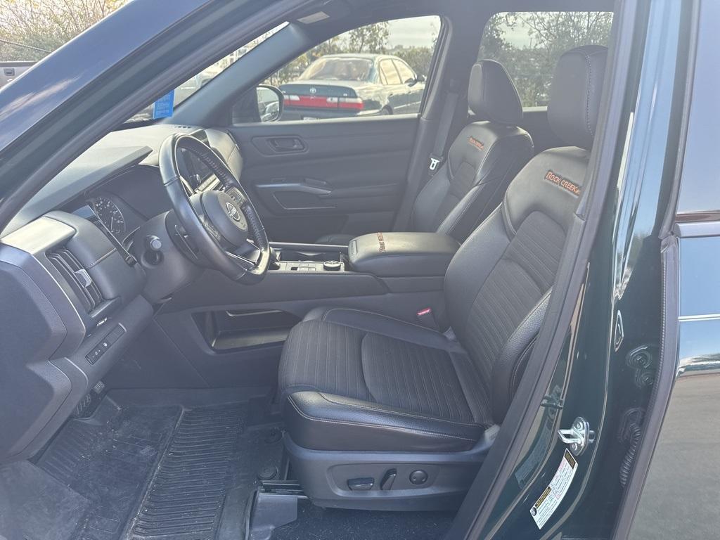 used 2024 Nissan Pathfinder car, priced at $35,000