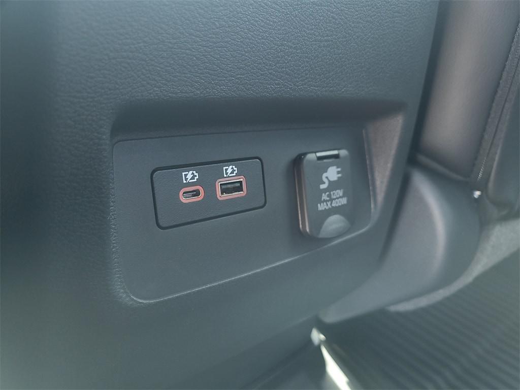 new 2025 Nissan Frontier car, priced at $41,556