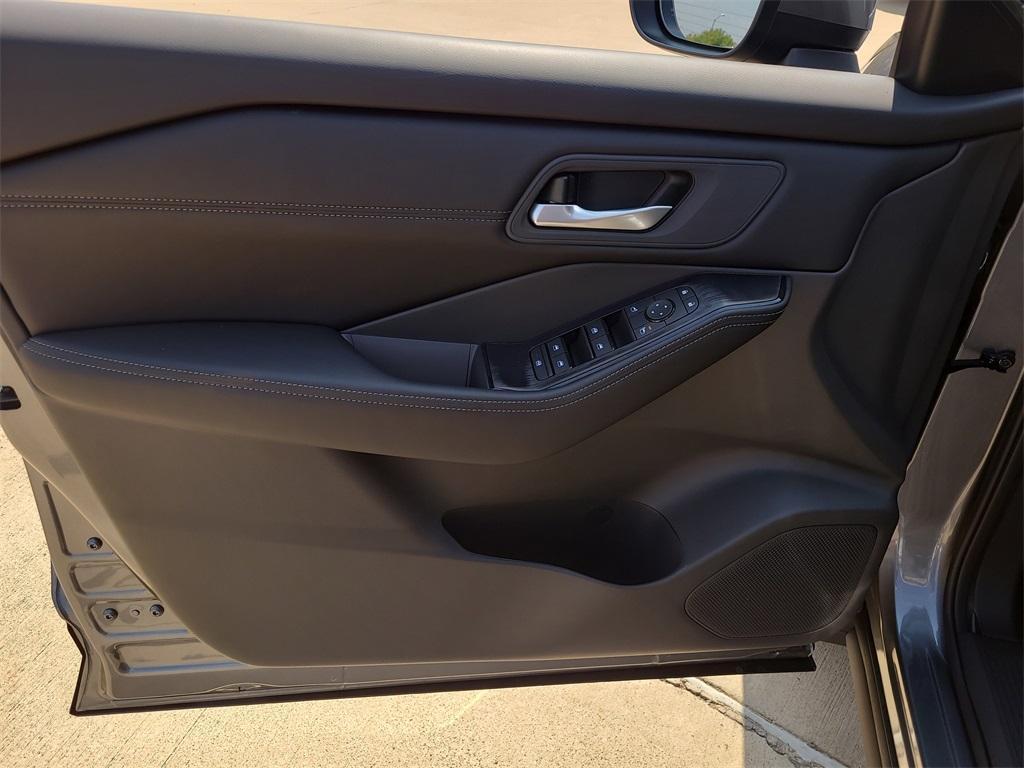 new 2026 Nissan Rogue car, priced at $32,352