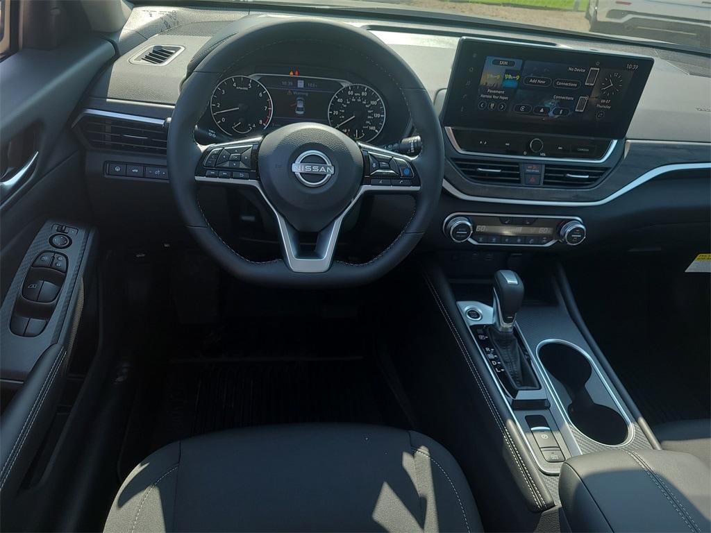 new 2025 Nissan Altima car, priced at $30,091