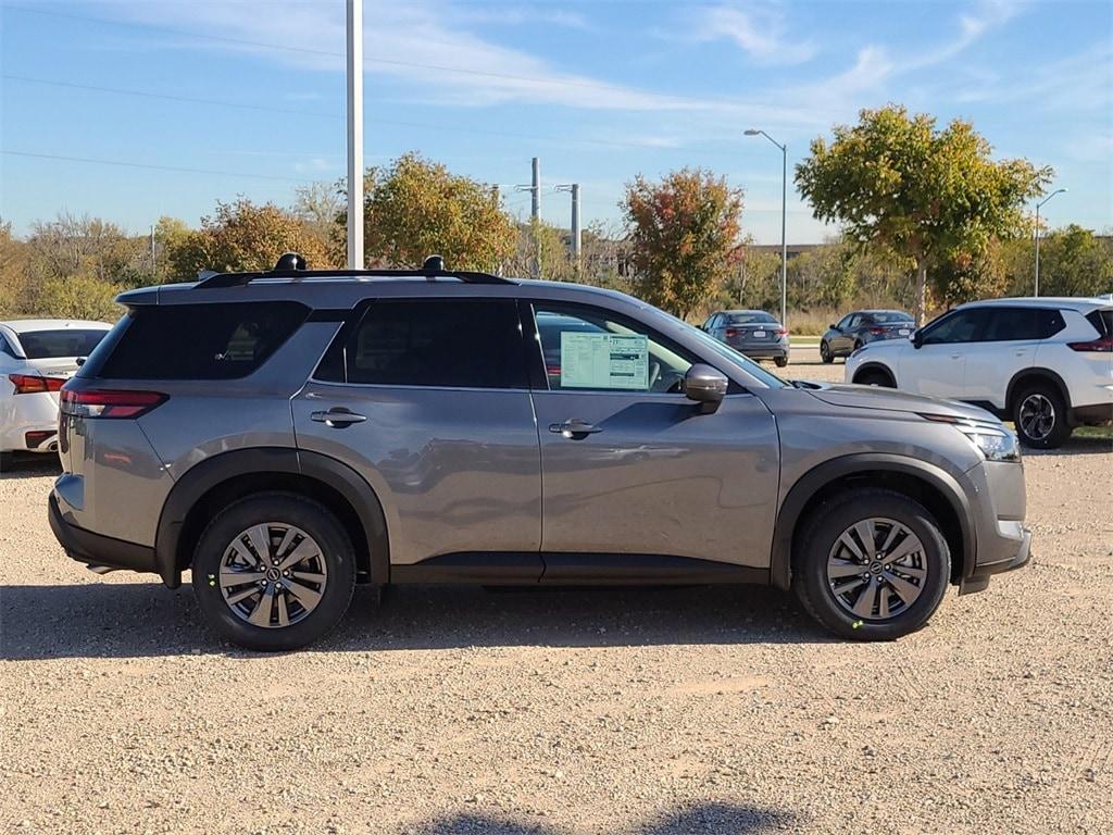 new 2025 Nissan Pathfinder car, priced at $41,207