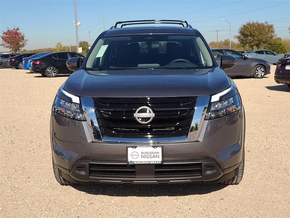 new 2025 Nissan Pathfinder car, priced at $41,207