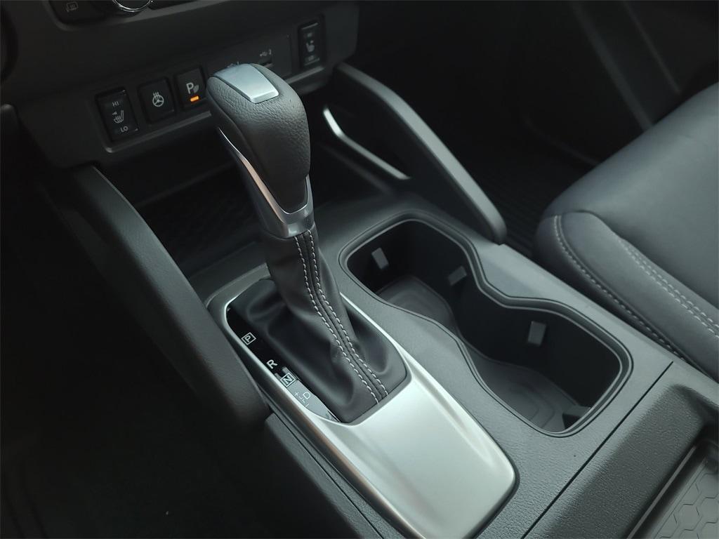 new 2025 Nissan Frontier car, priced at $34,115