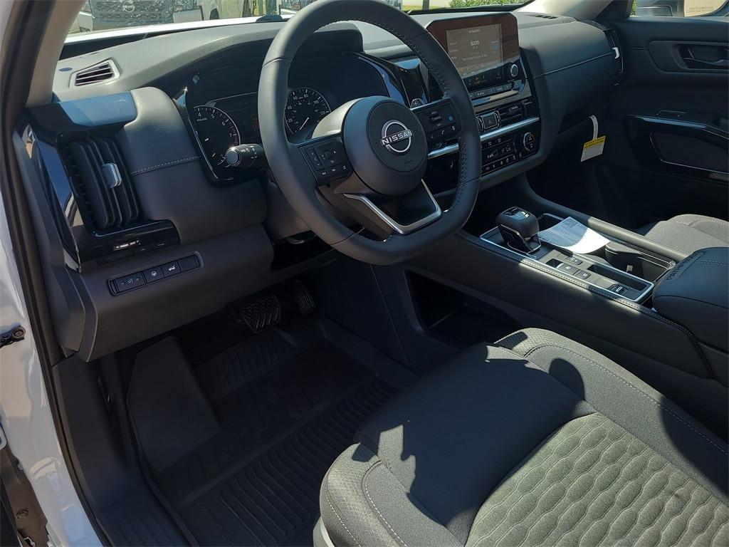 new 2025 Nissan Pathfinder car, priced at $38,305