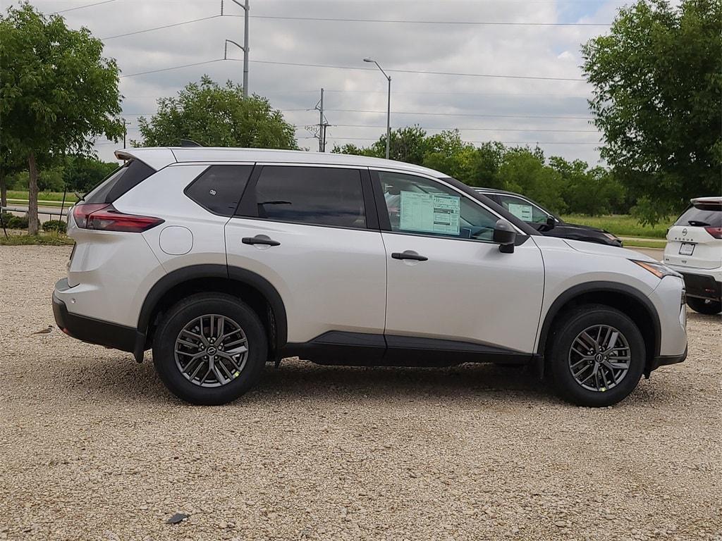 new 2025 Nissan Rogue car, priced at $29,072