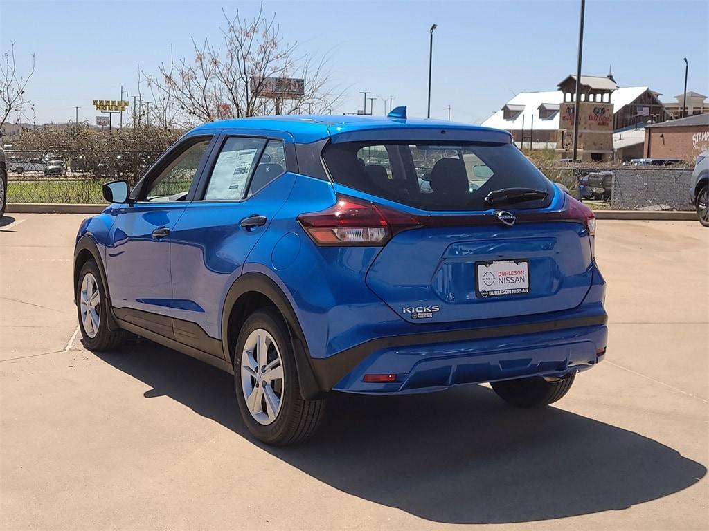 new 2025 Nissan Kicks car, priced at $22,857