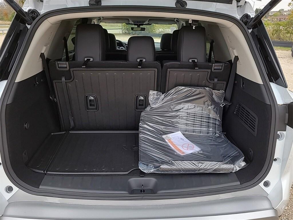 new 2025 Nissan Pathfinder car, priced at $49,099