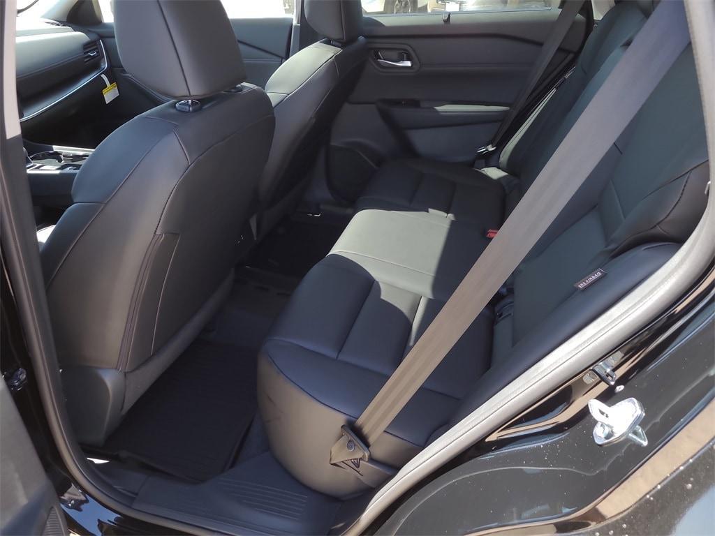 new 2025 Nissan Rogue car, priced at $32,000