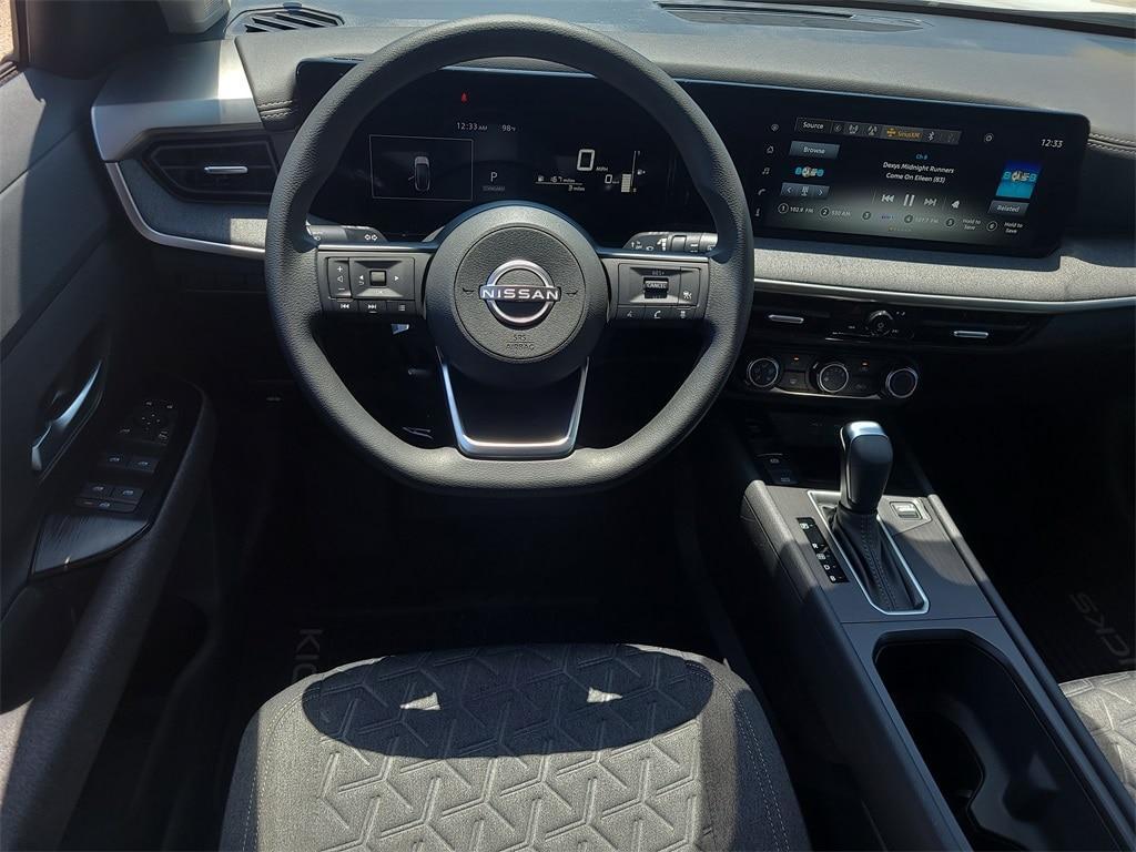 new 2025 Nissan Kicks car, priced at $24,729