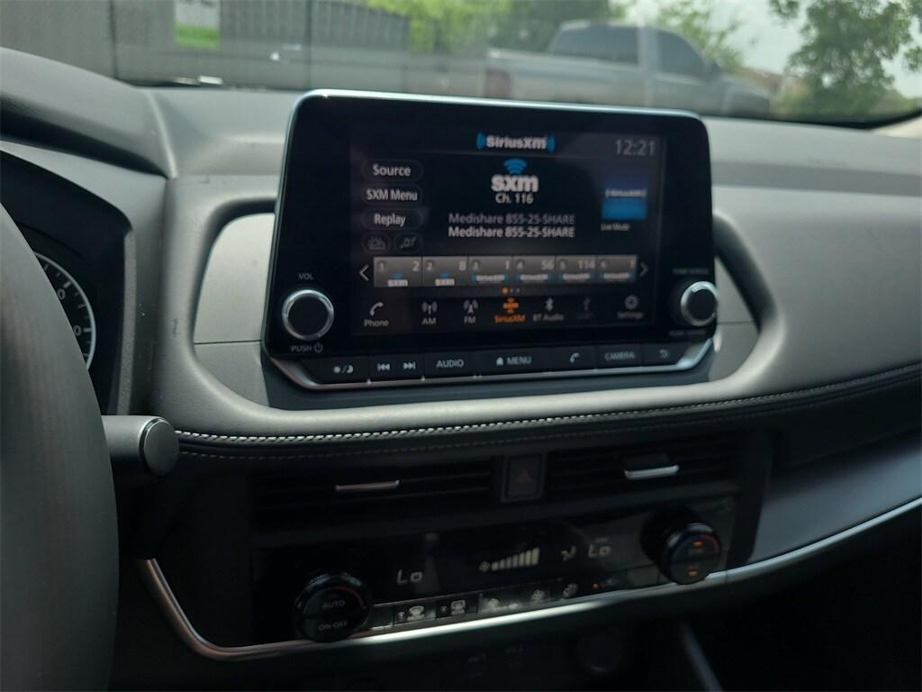 new 2025 Nissan Rogue car, priced at $30,280