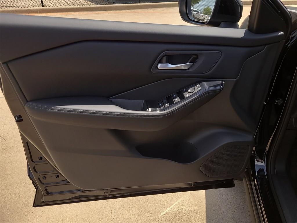new 2025 Nissan Rogue car, priced at $30,280